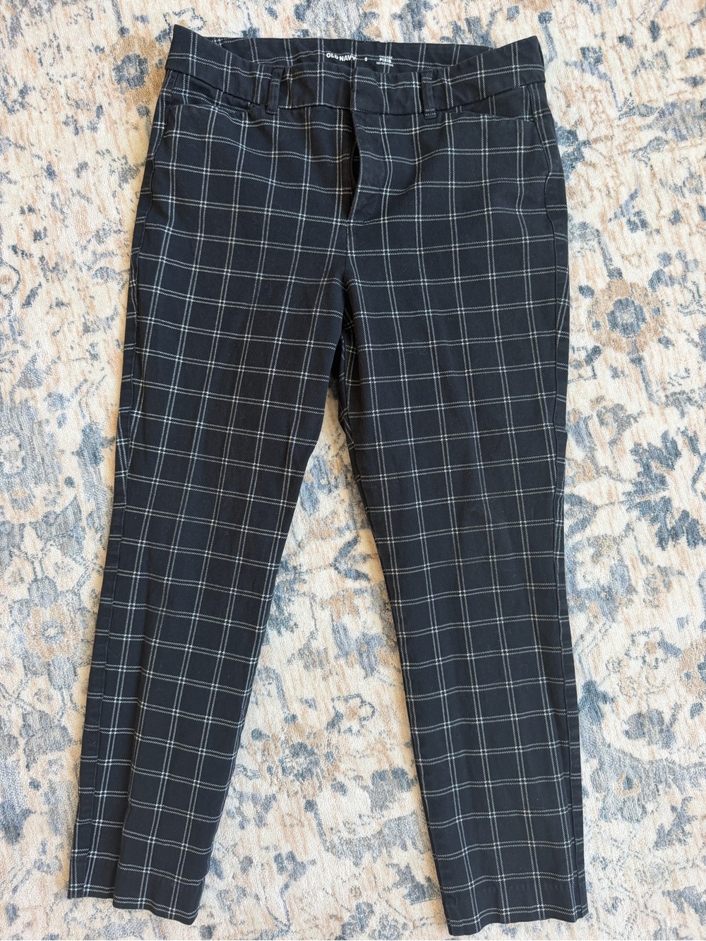 Size 8 Old Navy dress pants